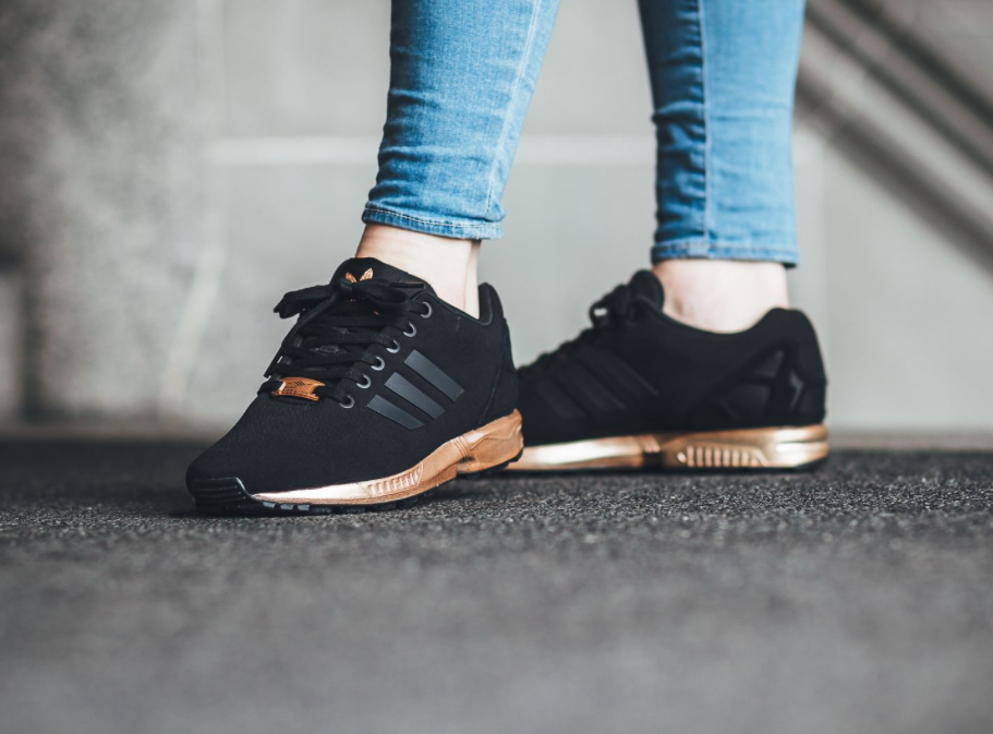 basket femme adidas zx flux noir et or